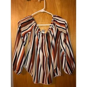 Windsor’s Off the shoulder Top